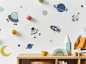 Wandsticker mit Weltall-Motiven